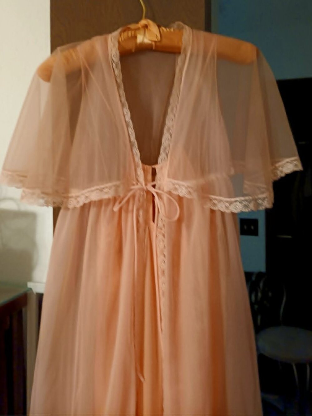 Vintage handsewn long peignoir gown and robe set w/vntg hanger - never worn